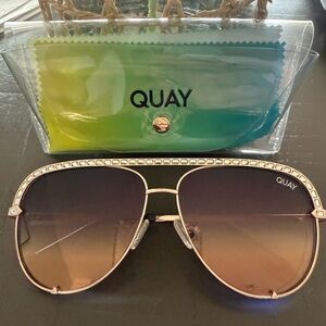Quay Australia Gold frame sunglasses. Never been worn. Comes with case